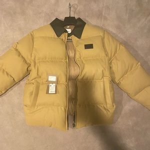 NWT Authentic Burberry Jacket! No Flaws!!! Just purchased September 2021.
